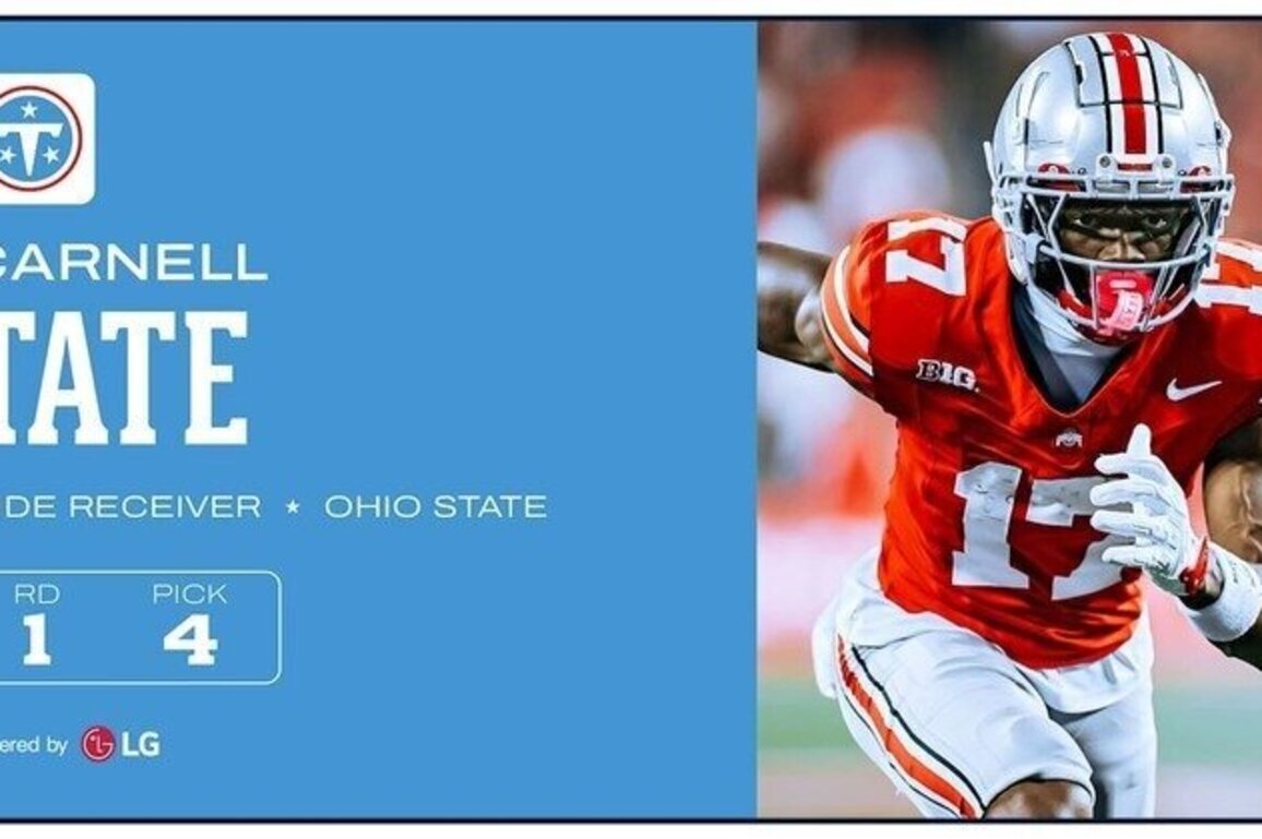 Titans Select WR Carnell Tate in first round of Thursday's NFL Draft