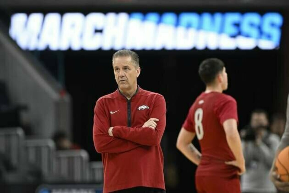 4-star F Abdou Toure commits to Arkansas