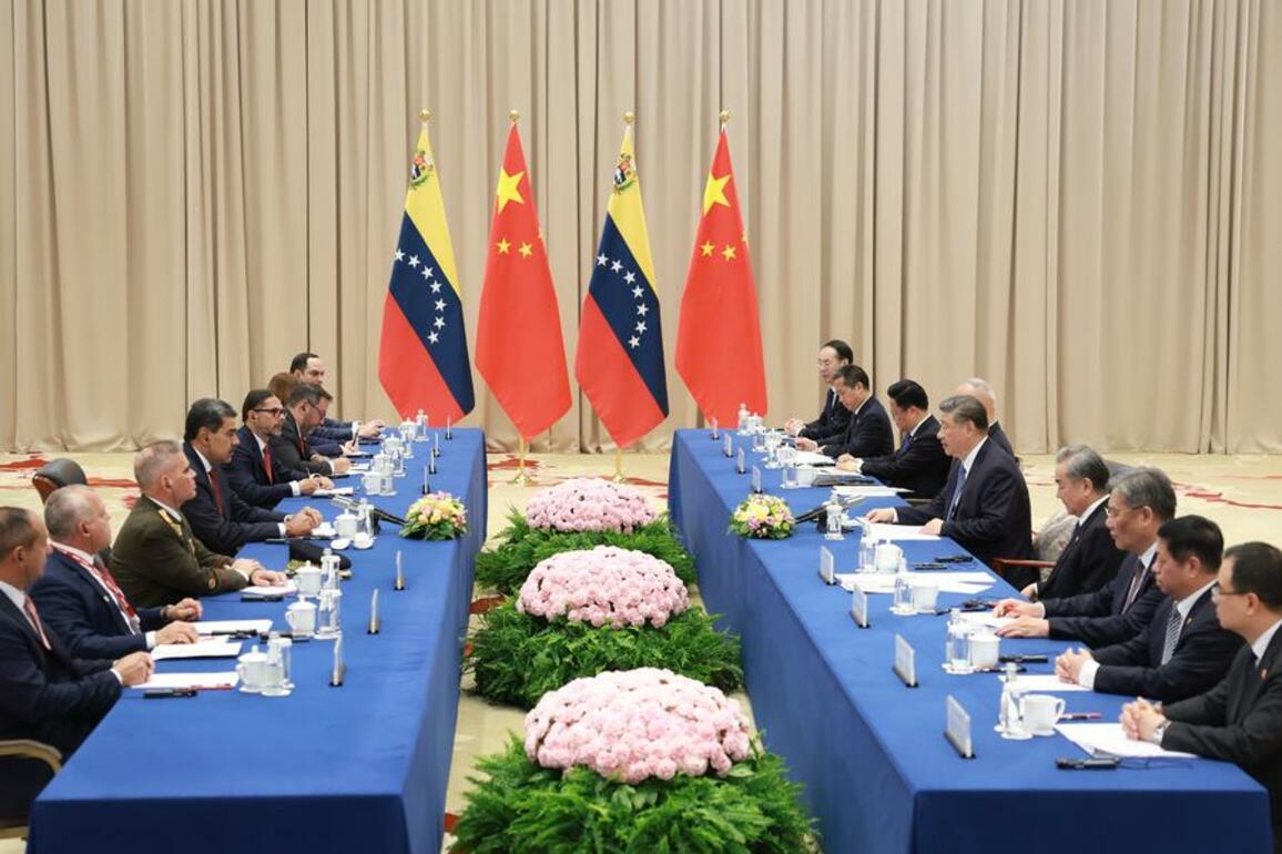 Xinhua Headlines: Xi reaffirms China's commitment to friendly cooperation, international equity