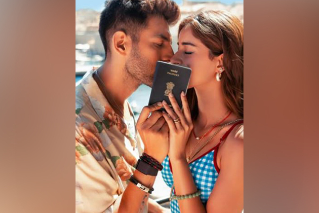 Kartik, Ananya reunite for 'Tu Meri Main Tera Main Tera Tu Meri'