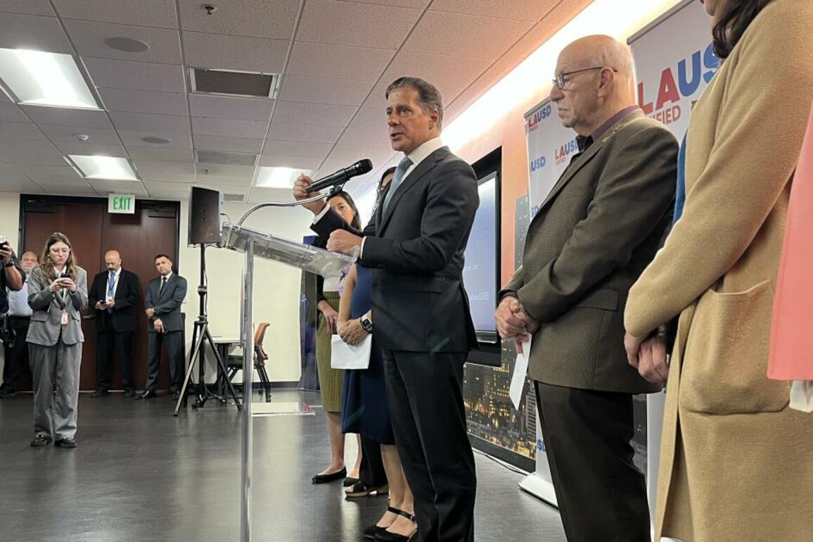 L.A. school police to set up safe zones around schools, graduations