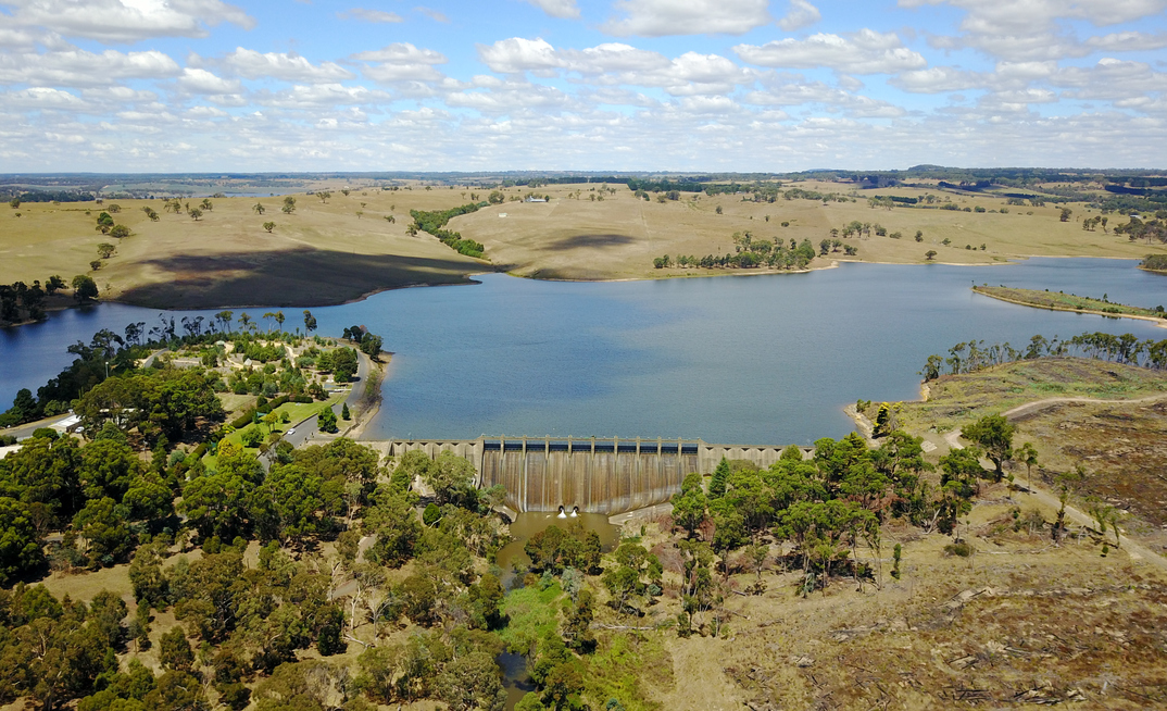 There are plans in Australia to increase the number of artisan wells, a move necessary to support the refilling of reservoirs such as Lauriston in Victoria