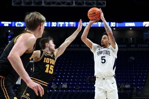 Penn State claims seesaw upset of Iowa with late free throws