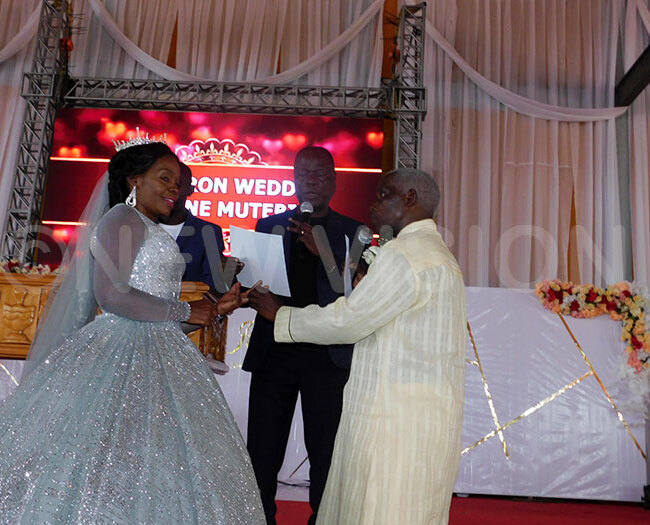 astor aron utebi and his wife ustine renew their vows before rof imeon ayiwa 