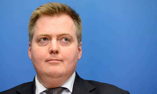 Icelandic PM resigns in wake of Panama Papers scandal Icelandic PM resigns in wake of Panama Papers scandal