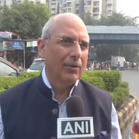 "Should share his views on all religions": BJPs Nalin Kohli on SP chief Akhilesh Yadav's "Diwali-Christmas" remark