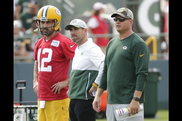 Packers to limit Aaron Rodgers' preseason throws