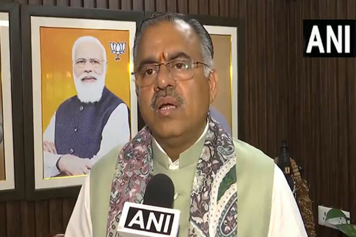 BJP's Tarun Chugh slams AIMPLB over Waqf Amendment Bill protests