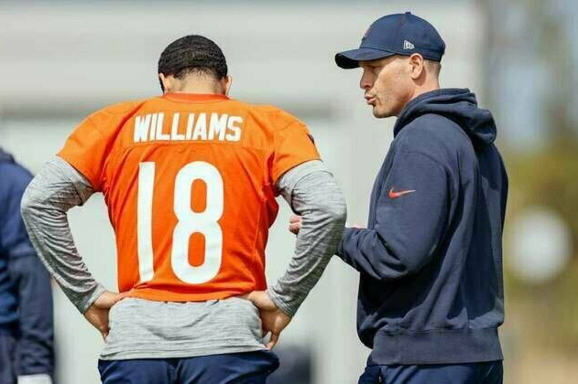 Caleb Williams benefiting from experienced coaching staff, QB room