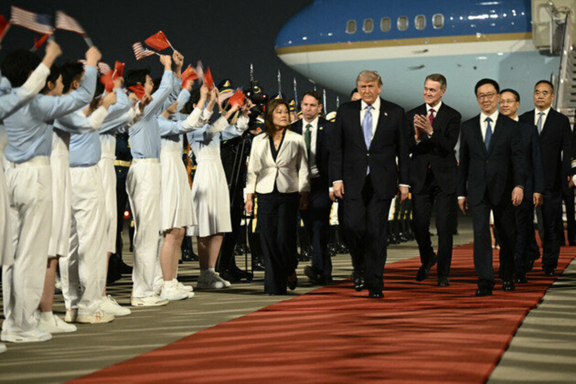 US President begins working visit to China