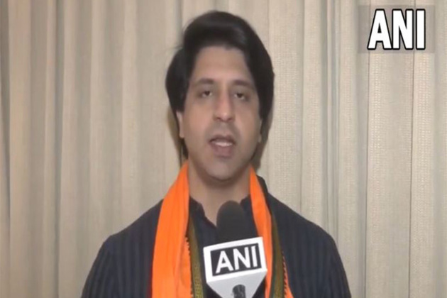 "Wherever Congress sees land, it grabs that through corruption": BJP's Poonawalla over National Herald Case