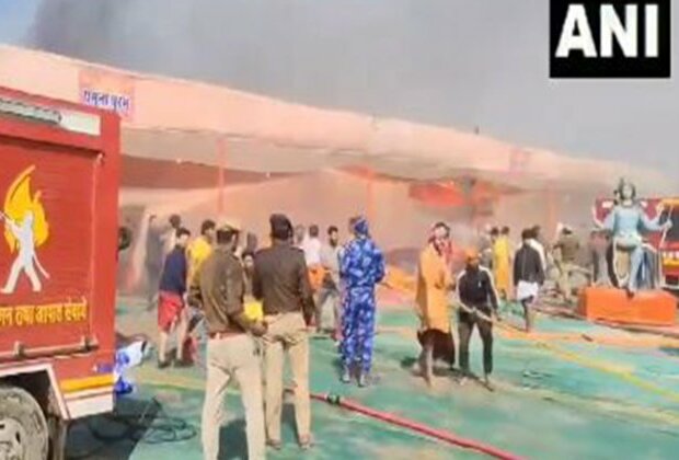 Prayagraj: Fire breaks out in Mahakumbh Mela area, firefighters rush to scene