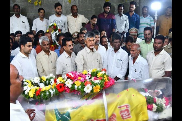 AP: Naidu pays tribute to former speaker Rao