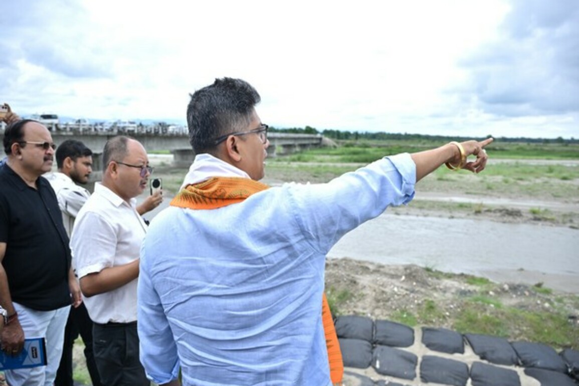 Assam: Minister Pijush Hazarika takes stock of embankment breach repair work in Udalguri