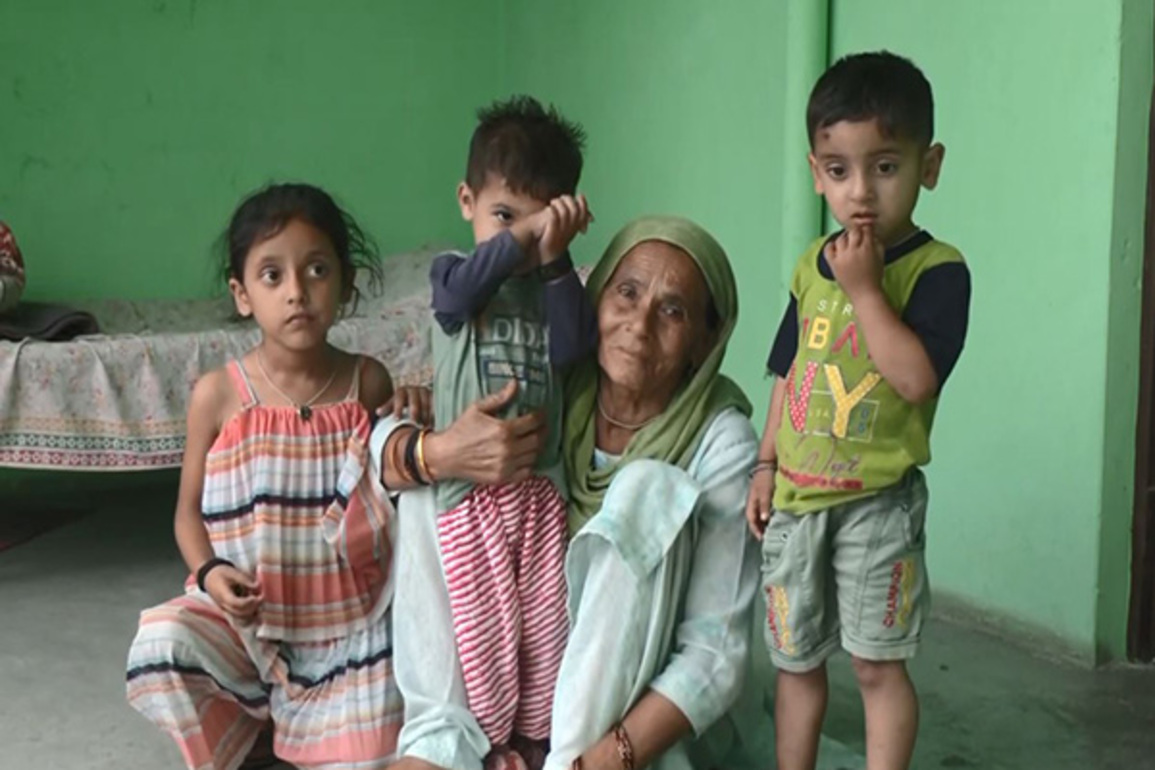 Fresh LoC firing forces villagers in J-K's Akhnoor to relocate