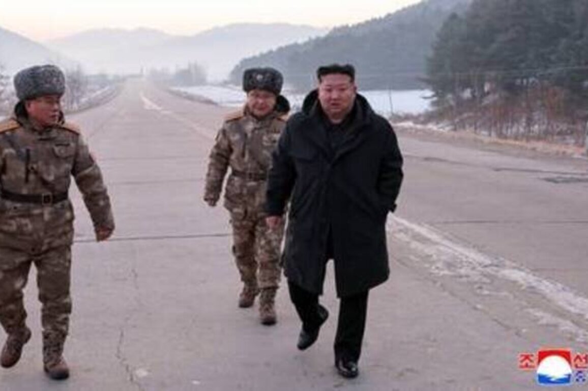 North Korea launches hypersonic missile (PHOTOS)