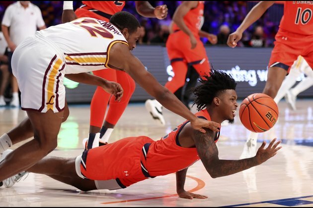 No. 19 Auburn knocks off Loyola Chicago in Bahamas
