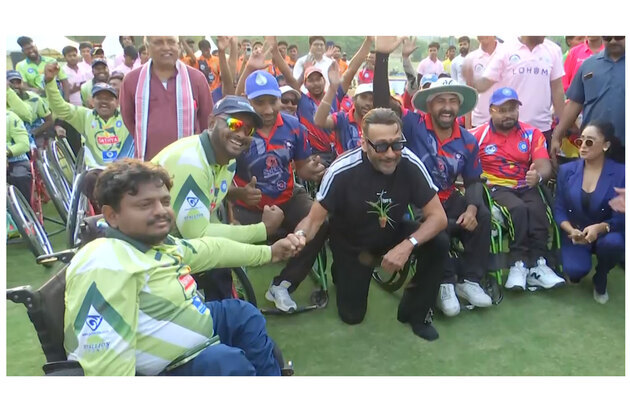 Jackie Shroff boosts morale of players at National Wheelchair Cricket Championship 2026