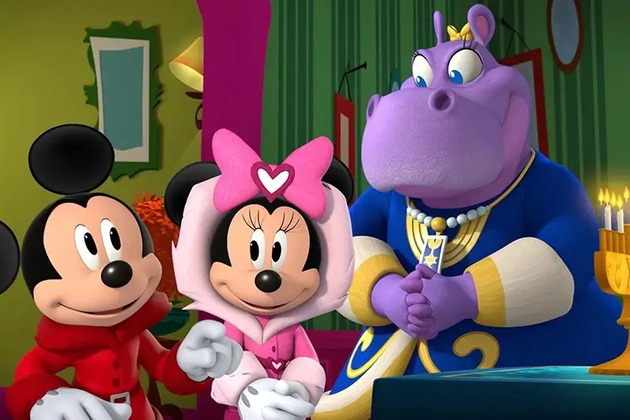 Disney removes messianic necklace on Mickey Mouse Funhouse  The Forward