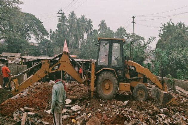 UP government takes action against illegal encroachments along India-Nepal border