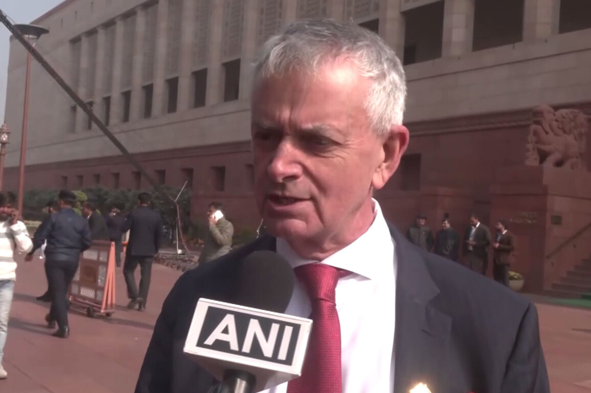 Commonwealth Speakers' meeting reaffirms democratic ties between India and Canada: Canadian High Commisioner to India Christopher Cooter