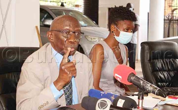 Katebalirwe mu lukiiko lwa bannamawulire. Katebalirwe mu lukiiko lwa bannamawulire.