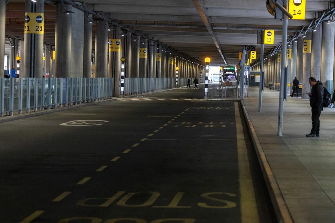 Flights to resume at London Heathrow as Aer Lingus confirms full schedule expected tomorrow