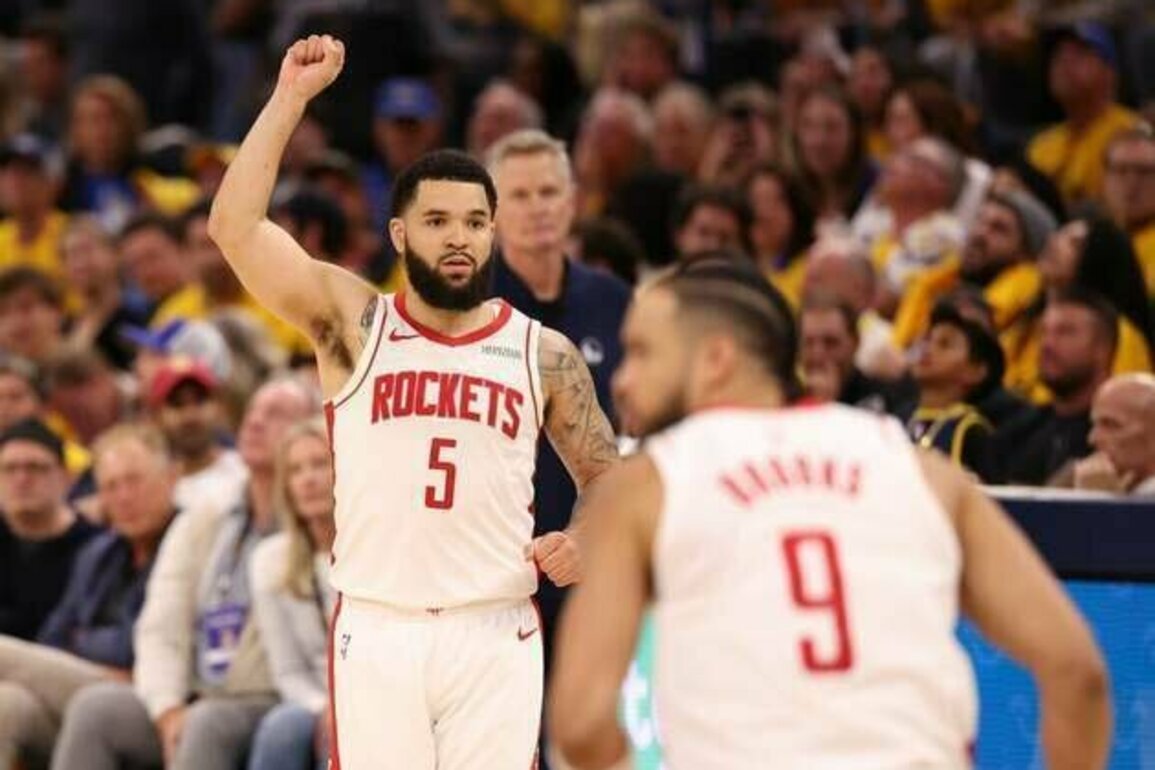 Report: Rockets' Fred VanVleet has torn ACL