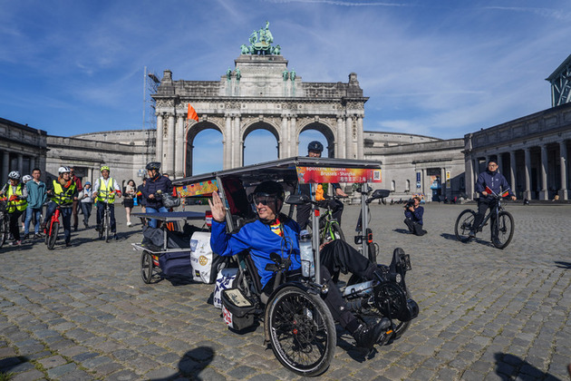 Belgian cyclist begins solar-powered journey from Brussels to Shanghai