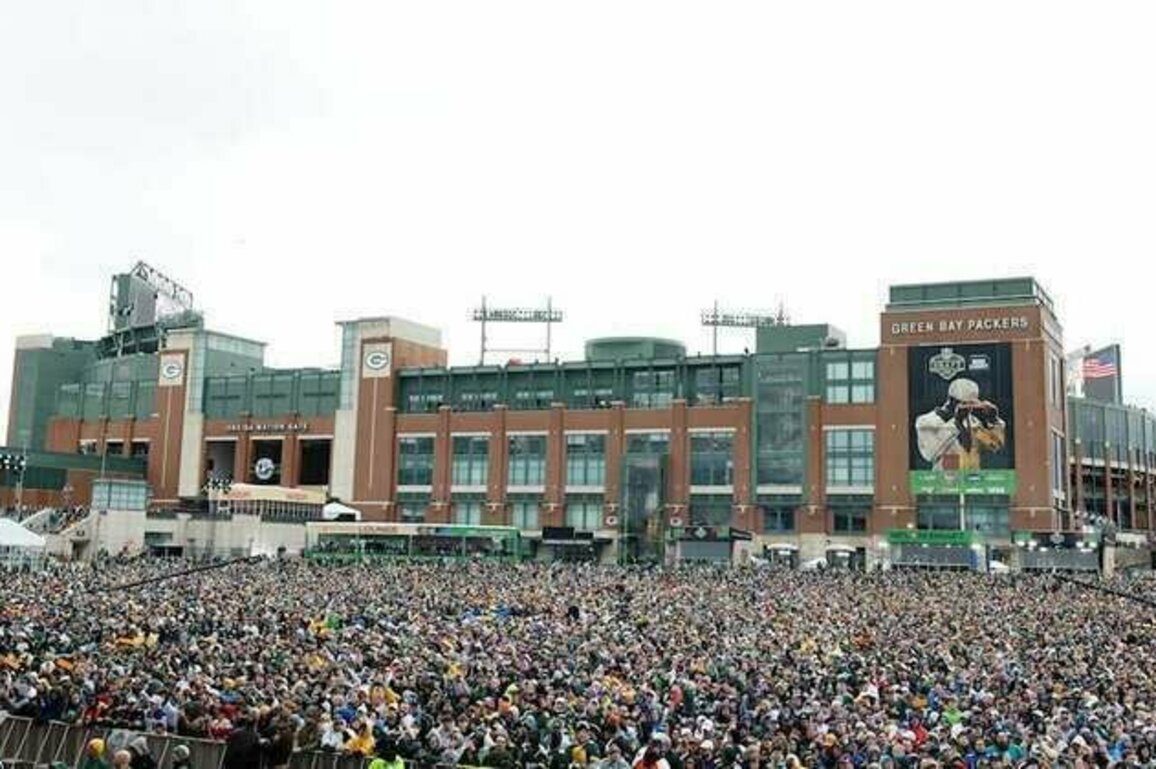 Draft tourism impacts Green Bay, will soon impact Pittsburgh