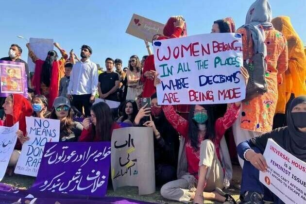 Pakistan Faces Severe Voter Gender Gap