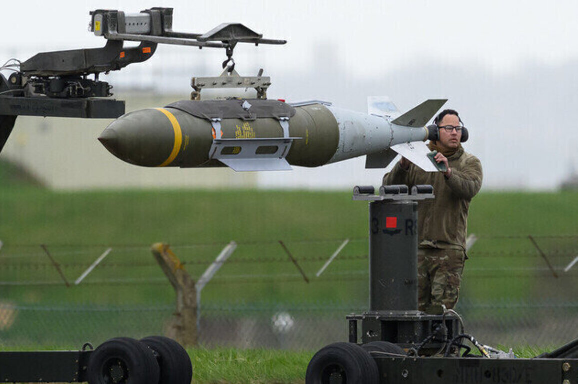 US greenlights bomb deal for Ukraine