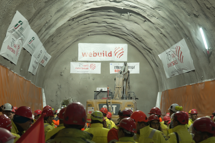 The breakthrough on Saint Barbara’s day at the Castagnola–Vallemme section of the Valico Tunnel