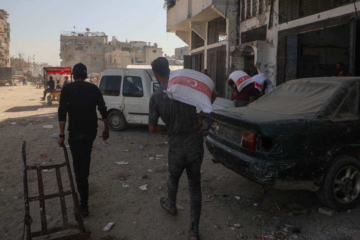 MIDEAST-GAZA CITY-FOOD SUPPLIES-DWINDLING