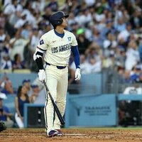 Shohei hits 40th homer, Blake Snell fans 10 as Dodgers rout Blue Jays