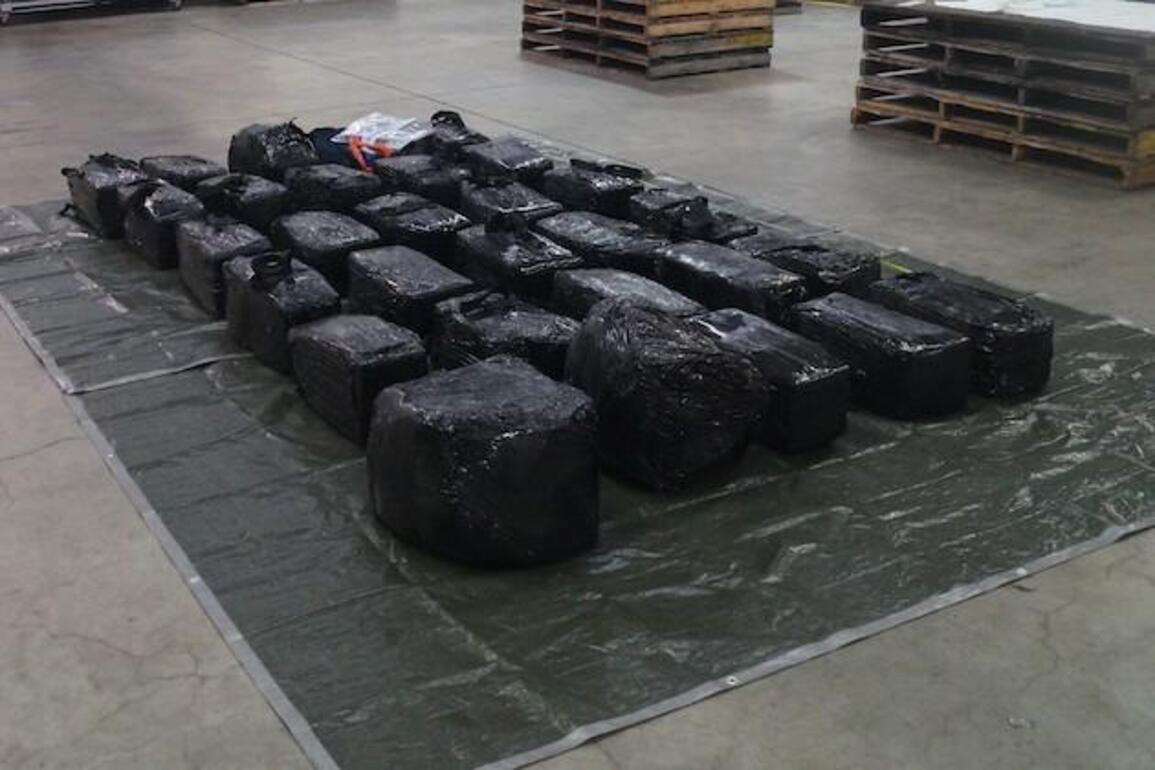 $280 million worth of cocaine seized from container ship in Sydney