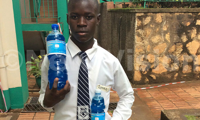 Students make liquid soap that 'kills bed bugs' Students make liquid soap that 'kills bed bugs'