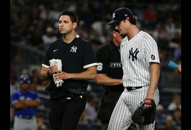 Yankees' Gerrit Cole exits with hamstring injury