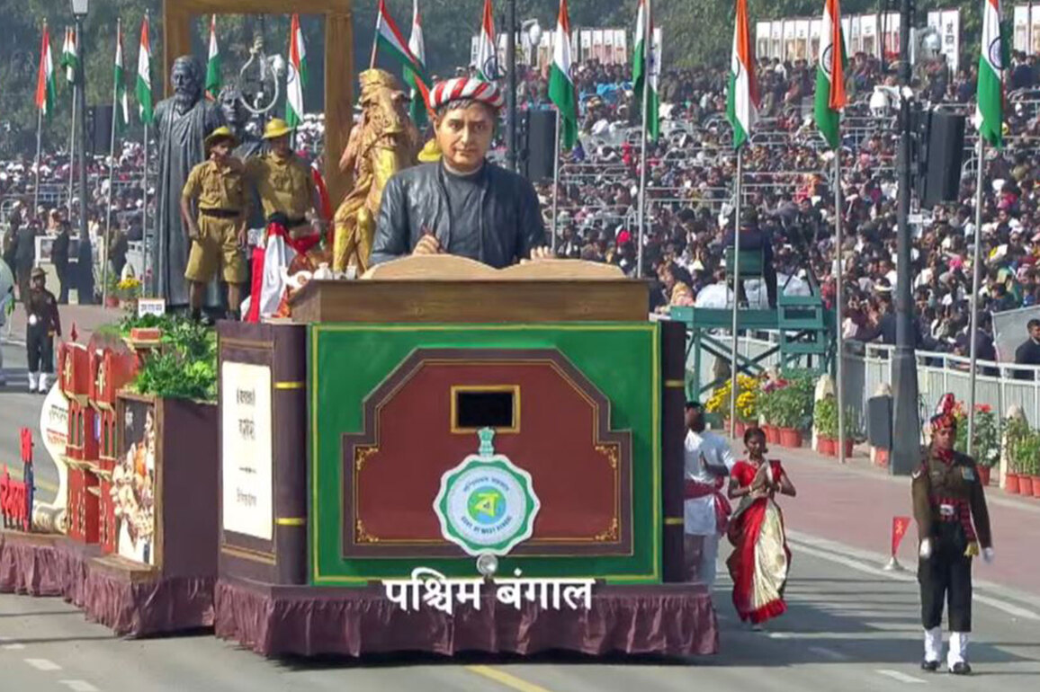 Republic Day 2026: West Bengal tableau "Swatantrata ka Mantra - Vande Mataram," celebrates 150 years of the song, honours Bankim Chandra Chattopadhyay