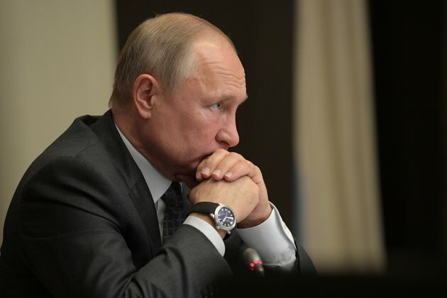 Analysts: Russia Saying One Thing, Doing Another