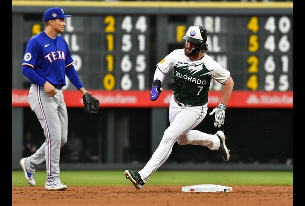 Big 7th inning vs. Rangers gives Rockies third straight win