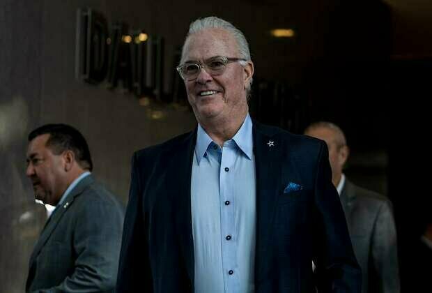 Stephen Jones on Micah talks, D-Law's future, backup QBs and more