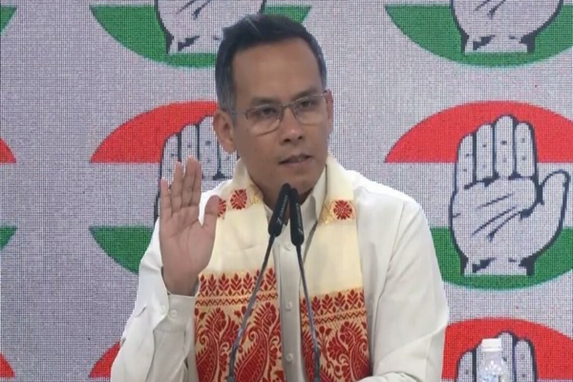 "Daily bread to defame, making a C-grade flop film...": Gaurav Gogoi slams Sarma's allegations on Pak visit