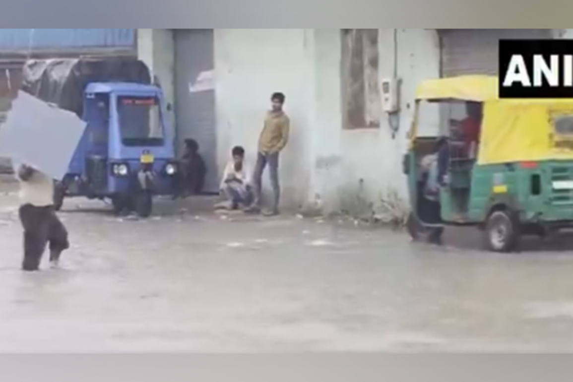Gujarat: Heavy rainfall triggers waterlogging in parts of Ahmedabad