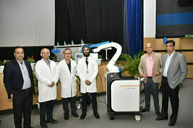Artemis Hospital Installs CUVIS Joint Robotic System for Total Knee Replacement