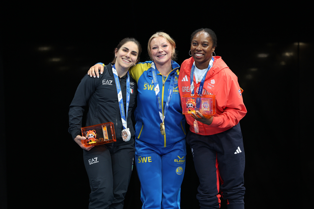 (SP)CHINA-CHENGDU-THE WORLD GAMES 2025-POWERLIFTING-WOMEN'S MIDDLEWEIGHT-VICTORY CEREMONY (CN)