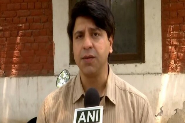"INC's name should be changed to Pakistan based party": BJP' Shehzad Poonawalla hits out at Congress' Vijay Waddetiwar