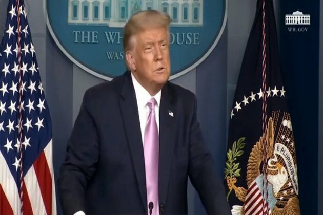 US judge orders Trump admn to defend or postpone ban on TikTok