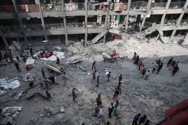 Israel strikes Hamas cell using hospital as shelter