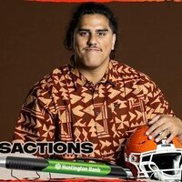 Browns sign eight draft picks